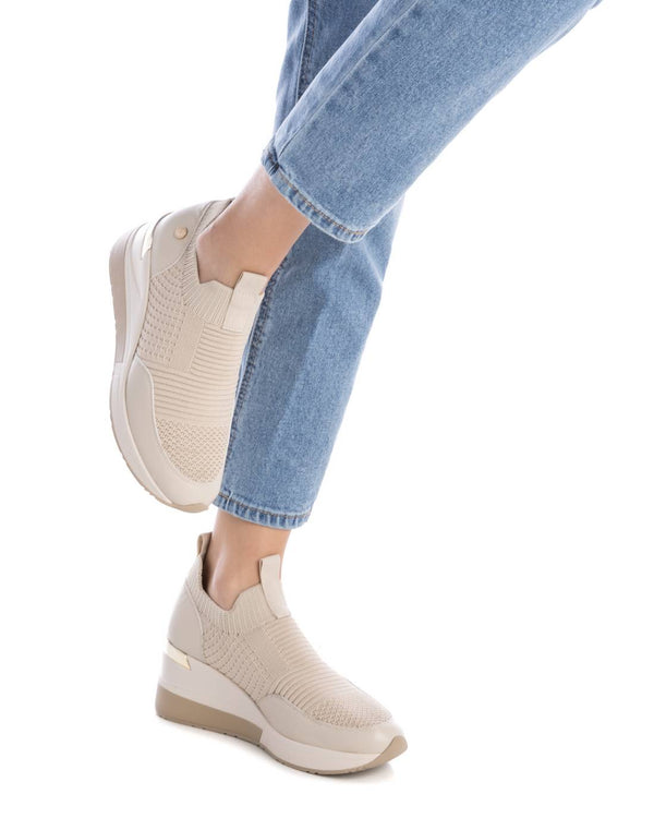 Sneakers slip-on donna xti beige 143084