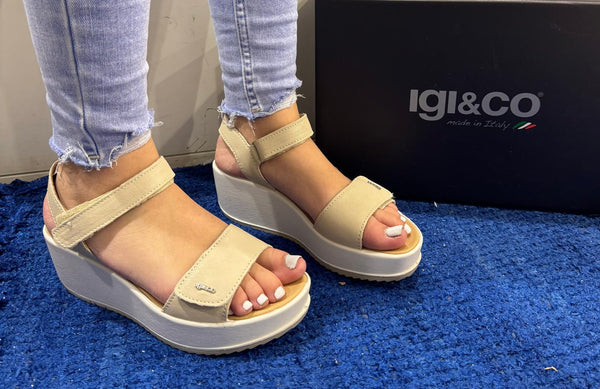 Sandalo zeppa donna igi&co pelle panna 7665611