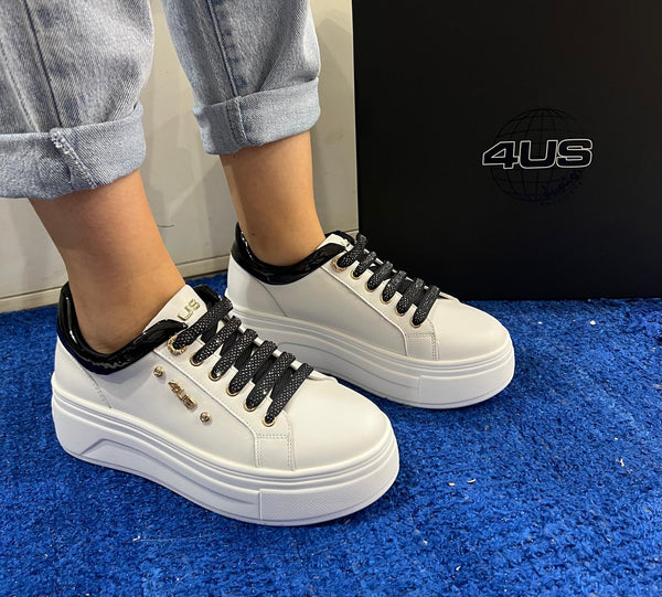 Sneakers donna 4us by Cesare Paciotti white/black 4bv141
